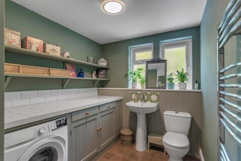 1 Harleston Road Linstead IP19 0LE (25).jpg