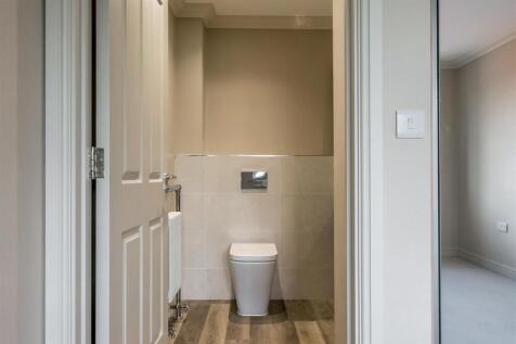 Plot 18