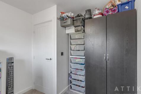 16 Wellington road, Attleborough, NR17 1GQ (17).jp