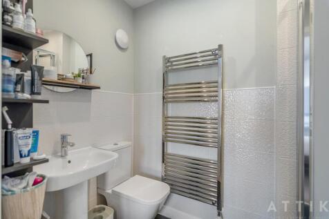 16 Wellington road, Attleborough, NR17 1GQ (13).jp
