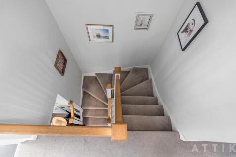 16 Wellington road, Attleborough, NR17 1GQ (22).jp