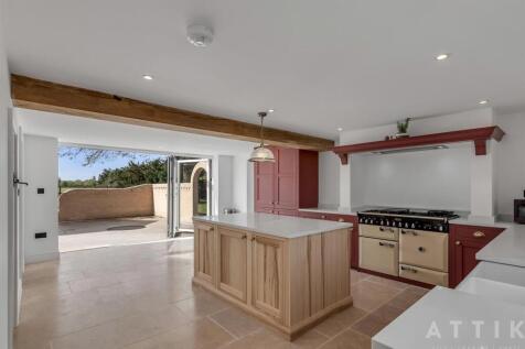 The Beeches, Watton Road, Shropham, NR17 1DY (44).