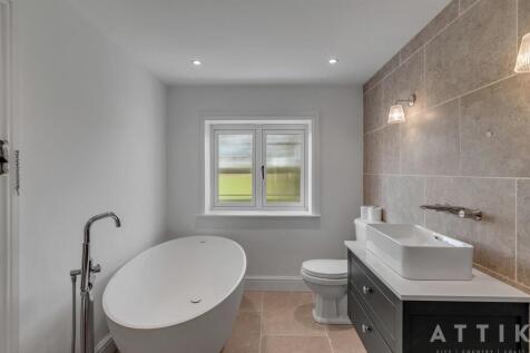 The Beeches, Watton Road, Shropham, NR17 1DY (34).