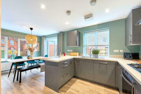Vistry Buckler&#39;s Park Show Home 151223 215_Housetype_Plot_-_Hero_860x573