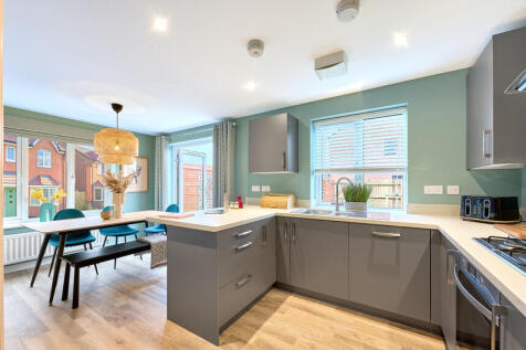 Vistry Buckler&#39;s Park Show Home 151223 215_Housetype_Plot_-_Hero_860x573