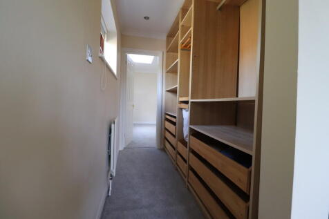 Walk In Wardrobe 