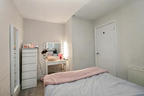 3rd roomb