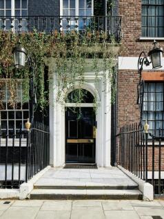 Manchester_Square_Cormack_Advertising__Henry_Woi