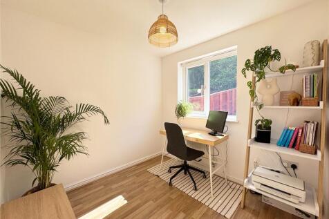 Office/Bedroom 3