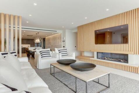 Lounge 1 - 3