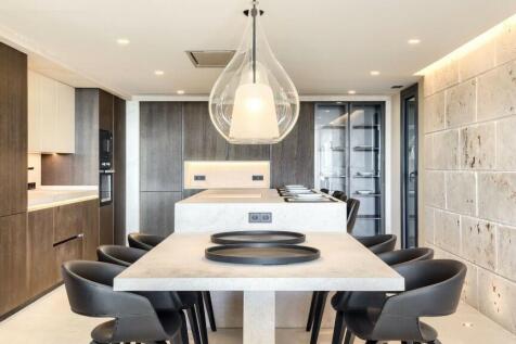 Kitchen and dining 1