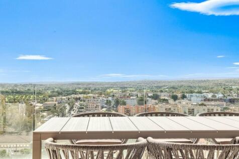 Balcony 1 - 2