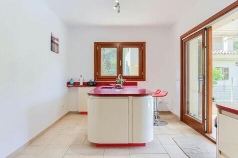 Kitchen 1 - 1