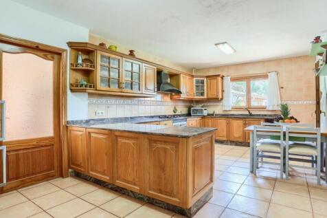 Kitchen 1 - 1