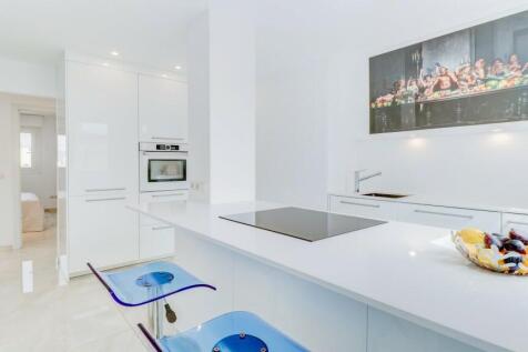 Kitchen 1 - 2