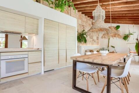 Kitchen 1 - 3