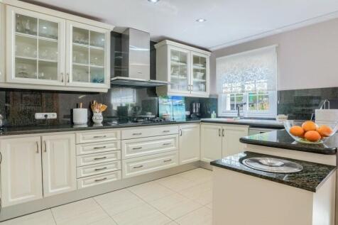 Kitchen 1 - 2