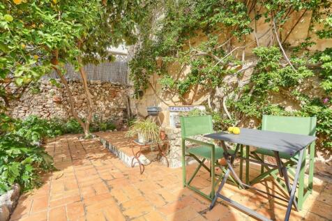 Garden 1 - 3