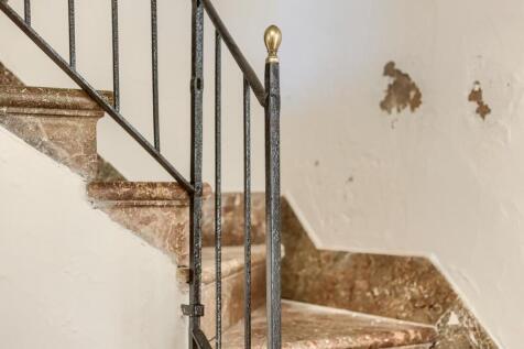 Detail 1 - 2