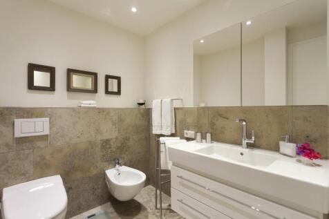 big_banyo