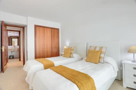 Bedroom 2 - 2