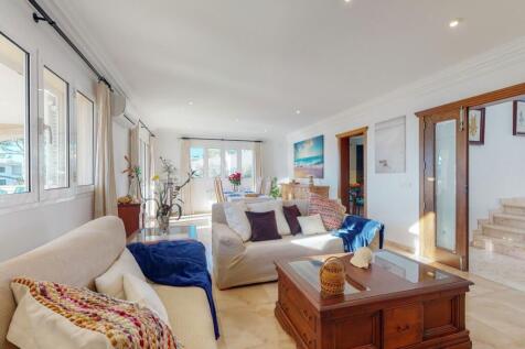 03. Living Room 01 (