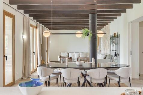 Dining 1 - 3 NEW