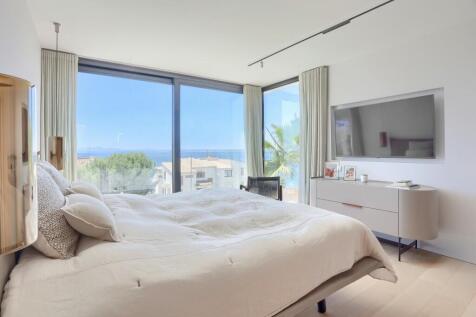 Master bedroom with 