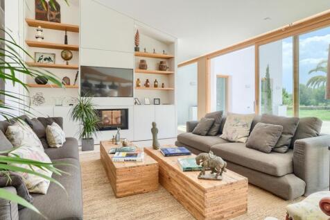 Lounge 1 - 3