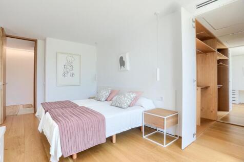 Bedroom 1 - 2