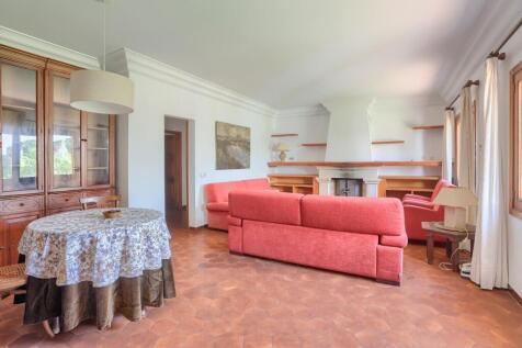 Lounge 2