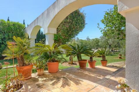 Garden 1 - 4
