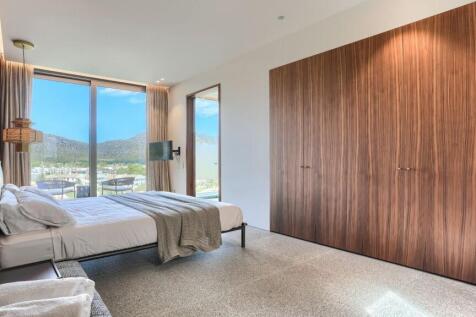 Bedroom 4 with en su