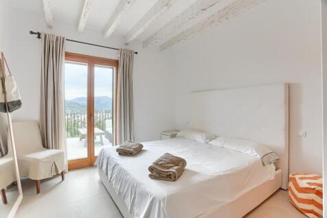 Bedroom 2 - 1