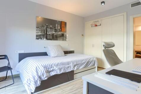 Bedroom 3 with en su