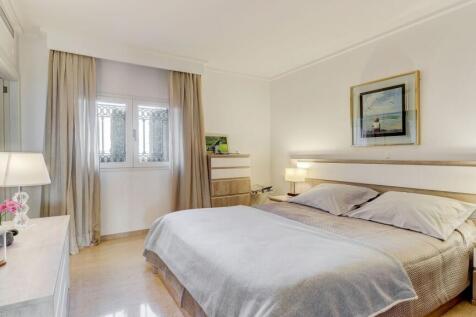 Bedroom 3 with en su