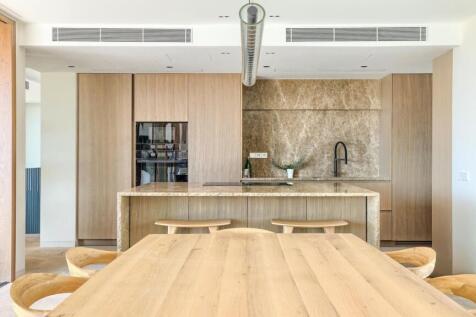 Kitchen 1 - 2