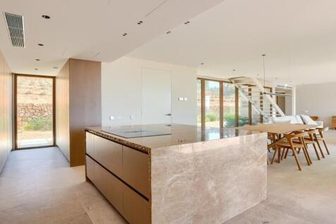Kitchen 1 - 3