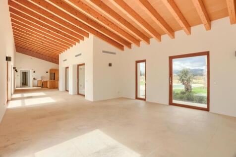 Lounge 1 - 2 House 1