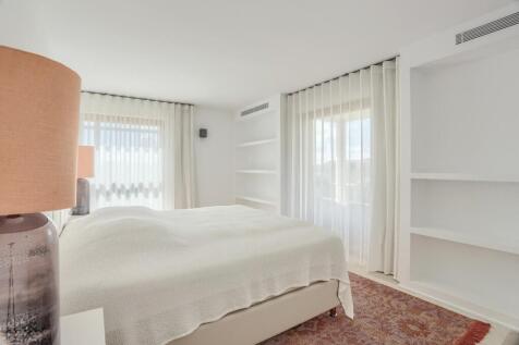 Master bedroom House