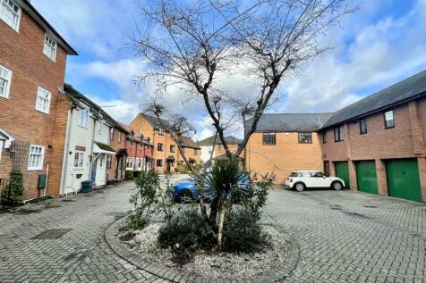 Mews Courtyard.jpeg