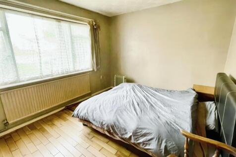 10425def-photo 202.jpg