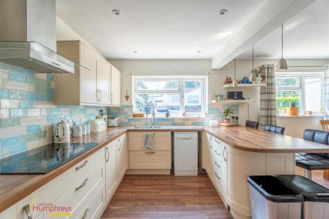 21 Heron Drive-10.jpg