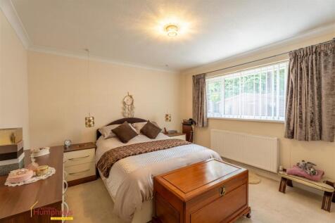 147 Sandy Lane-2.jpg