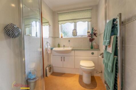 147 Sandy Lane-3.jpg
