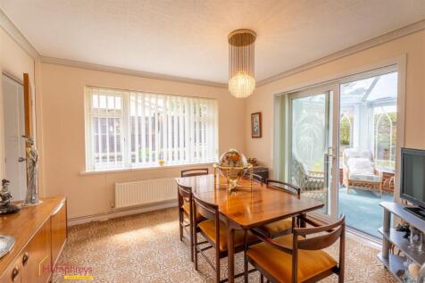 147 Sandy Lane-10.jpg