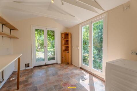 NEW Greenhill Close -10.jpg