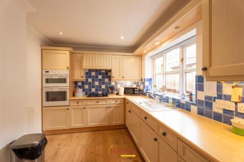 Audemer Court 14 UPDATED-13.jpg