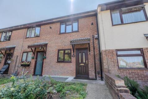 Chalbury Close-01.jpg
