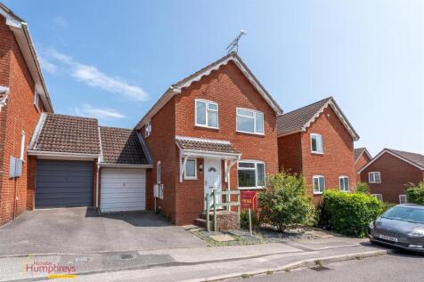 48 Canford View Drive OUTSIDE (5 of 7).jpg